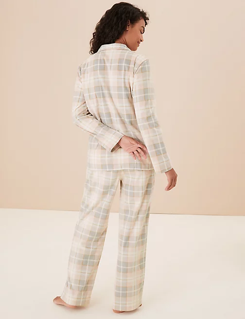 Pyjama à carreaux